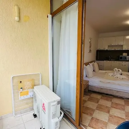 Апартамент Kaya Atelie 1 Sunny Слънчев бряг